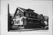 3005-3007 N 14TH ST, a Arts and Crafts duplex/two-flat, built in Milwaukee, Wisconsin in 1908.