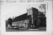 2612 W MINERAL ST, a Late Gothic Revival house of worship, built in Milwaukee, Wisconsin in 1932.