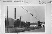 325 N 27TH ST, a Commercial Vernacular industrial bldg/manufacturing facility, built in Milwaukee, Wisconsin in 1882.