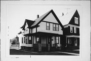 1929 S 28TH ST, a Queen Anne house, built in Milwaukee, Wisconsin in 1898.