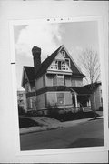 851 N 29TH ST, a Queen Anne house, built in Milwaukee, Wisconsin in 1891.