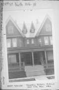 1016-1018 N 29TH ST, a Arts and Crafts duplex/two-flat, built in Milwaukee, Wisconsin in 1899.
