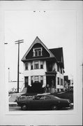 1334-1336 N 29TH ST, a Queen Anne duplex/two-flat, built in Milwaukee, Wisconsin in .
