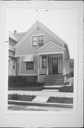 1444 N 29TH ST, a Queen Anne house, built in Milwaukee, Wisconsin in 1888.