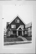 1331 N 30TH ST, a Arts and Crafts house, built in Milwaukee, Wisconsin in 1907.