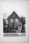 1225 N 31ST ST, a Front Gabled house, built in Milwaukee, Wisconsin in 1902.