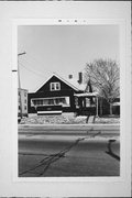 818 N 35TH ST, a Bungalow small office building, built in Milwaukee, Wisconsin in .