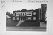 1120-1124 N 35TH ST, a Neoclassical/Beaux Arts apartment/condominium, built in Milwaukee, Wisconsin in 1919.
