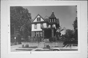 1534 N 37TH ST, a Craftsman house, built in Milwaukee, Wisconsin in 1893.