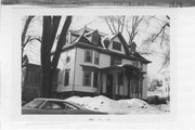 1711 KENDALL AVE, a Colonial Revival/Georgian Revival house, built in Madison, Wisconsin in 1896.