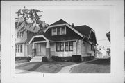 3334 N BREMEN, a Bungalow house, built in Milwaukee, Wisconsin in 1923.