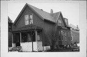 2044 N BUFFUM 2044 N BUFFUM, a Front Gabled house, built in Milwaukee, Wisconsin in 1909.