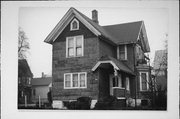 2148 N BUFFUM, a Gabled Ell house, built in Milwaukee, Wisconsin in 1945.
