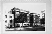 826 N CASS ST, a Other Vernacular apartment/condominium, built in Milwaukee, Wisconsin in 1922.