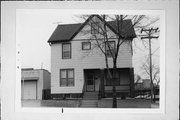 1723-23A N CASS, a Side Gabled house, built in Milwaukee, Wisconsin in .