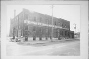 229 W CHERRY ST, a Commercial Vernacular industrial building, built in Milwaukee, Wisconsin in 1890.