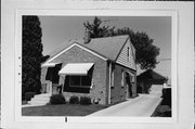 2842 S CLEMENT AVE, a Side Gabled house, built in Milwaukee, Wisconsin in 1947.