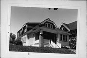 2979 S CLEMENT AVE 2979 S CLEMENT AVE, a Bungalow house, built in Milwaukee, Wisconsin in .