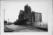 N COMMERCE AND CHERRY, a Astylistic Utilitarian Building grain elevator, built in Milwaukee, Wisconsin in .