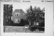 907 E DAKOTA ST 907 E DAKOTA ST, a Arts and Crafts house, built in Milwaukee, Wisconsin in 1915.