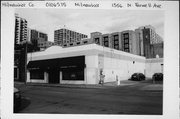1556 N FARWELL, a Astylistic Utilitarian Building garage, built in Milwaukee, Wisconsin in 1905.