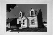 2724 S FULTON ST, a Side Gabled house, built in Milwaukee, Wisconsin in 1940.