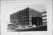 HIGHLAND BLVD, BETWEEN 6TH & 7TH, a Twentieth Century Commercial school – elem/middle/jr high/high, built in Milwaukee, Wisconsin in 1926.