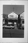 1232 W HIGHLAND AVE 1232 W HIGHLAND AVE, a Front Gabled house, built in Milwaukee, Wisconsin in .