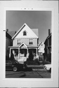 2406 W HIGHLAND AVE, a Front Gabled house, built in Milwaukee, Wisconsin in 1906.