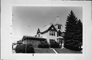2585 S HOWELL AVE, a Queen Anne house, built in Milwaukee, Wisconsin in 1892.