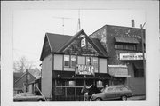 2221 N HUMBOLDT AVE, a Commercial Vernacular tavern/bar, built in Milwaukee, Wisconsin in .