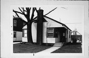 2749 S HUMBOLDT PARK CT., a Front Gabled house, built in Milwaukee, Wisconsin in 1947.