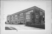 3815 W KILBOURN, a Art/Streamline Moderne elementary, middle, jr.high, or high, built in Milwaukee, Wisconsin in 1936.