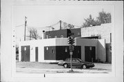 2699 S KINNICKINNIC AVE, a Commercial Vernacular gas station/service station, built in Milwaukee, Wisconsin in 1958.