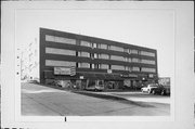 2867 S KINNICKINNIC AVE, a Contemporary apartment/condominium, built in Milwaukee, Wisconsin in 1964.