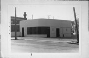2915 S KINNICKINNIC AVE, a Astylistic Utilitarian Building warehouse, built in Milwaukee, Wisconsin in .