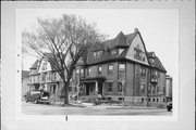 1718-1734 E LAFAYETTE, a Queen Anne row house, built in Milwaukee, Wisconsin in 1894.