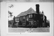 2851 N LAKE DR, a English Revival Styles duplex, built in Milwaukee, Wisconsin in 1925.