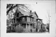 938-940 S LAYTON BLVD, a Queen Anne house, built in Milwaukee, Wisconsin in 1892.