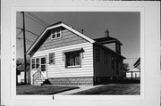 2249 S LENOX ST, a Bungalow house, built in Milwaukee, Wisconsin in 1941.
