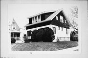 2778 S LENOX ST, a Bungalow house, built in Milwaukee, Wisconsin in 1918.