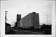 335 S MUSKEGO AVE, a Astylistic Utilitarian Building grain elevator, built in Milwaukee, Wisconsin in 1911.