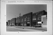 1400-1426 W NATIONAL AVE, a Twentieth Century Commercial industrial bldg/manufacturing facility, built in Milwaukee, Wisconsin in 1909.