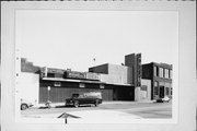 1516 W NATIONAL AVE, a Commercial Vernacular gas station/service station, built in Milwaukee, Wisconsin in 1948.