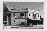 36 S FAIR OAKS AVE, a Commercial Vernacular large retail building, built in Madison, Wisconsin in 1916.