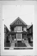 2005-2007 N NEWHALL, a Queen Anne duplex, built in Milwaukee, Wisconsin in 1895.