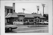 411 W NORTH AVE, a Other Vernacular gas station/service station, built in Milwaukee, Wisconsin in .