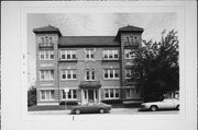 2968 N OAKLAND AVE, a Spanish/Mediterranean Styles apartment/condominium, built in Milwaukee, Wisconsin in 1924.