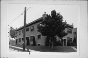 1802 E OKLAHOMA AVE, a Spanish/Mediterranean Styles apartment/condominium, built in Milwaukee, Wisconsin in 1928.