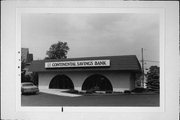 2110 E OKLAHOMA AVE, a Commercial Vernacular bank/financial institution, built in Milwaukee, Wisconsin in 1952.
